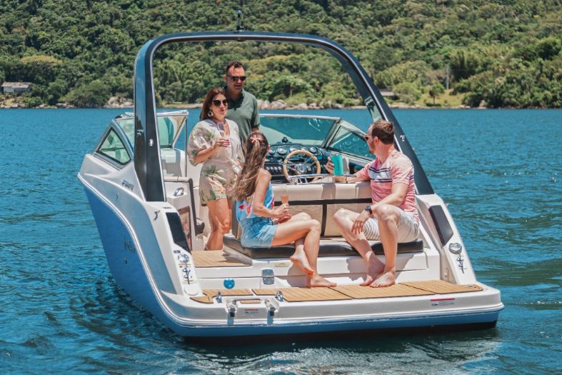 Lancha Fibrafort Focker 242 GTO