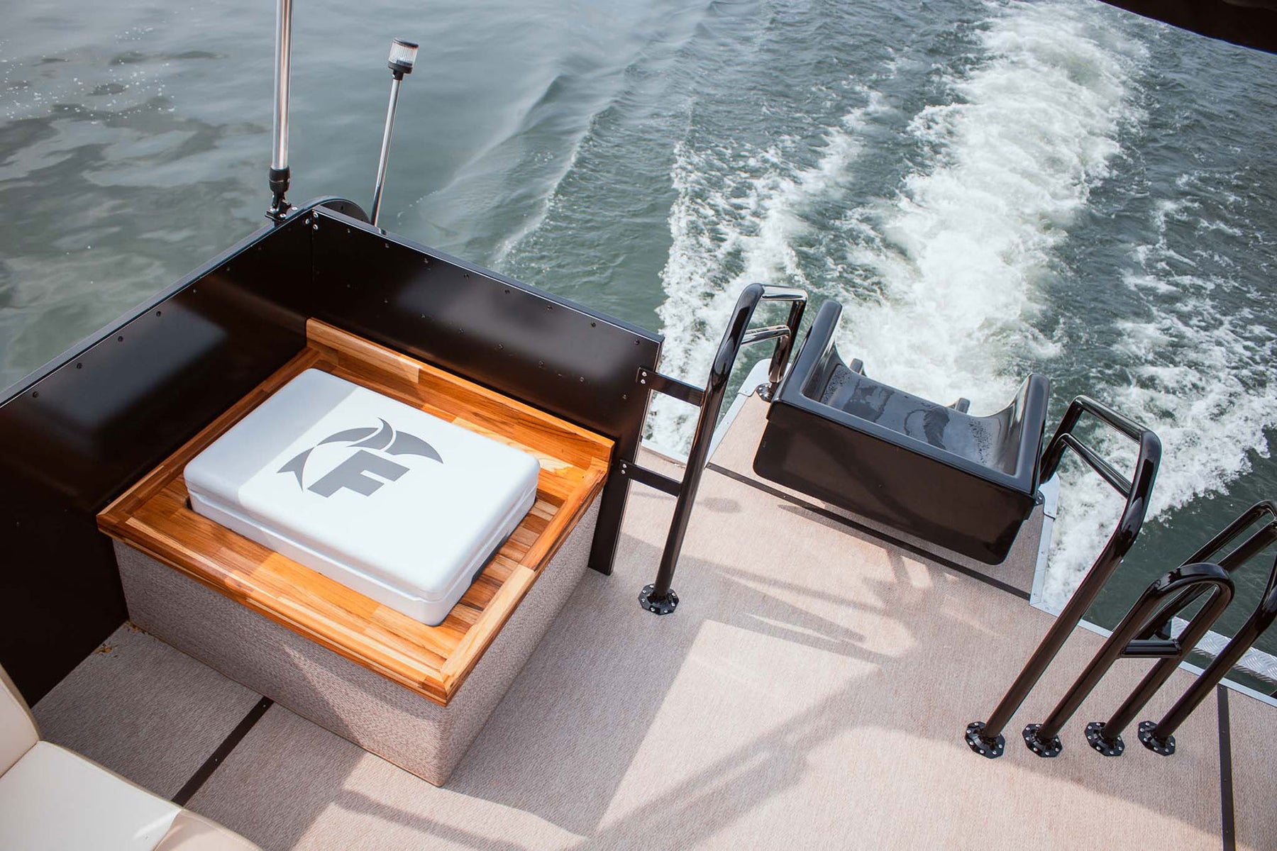 F Boat 9500 Duplo Deck