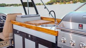 F Boat 9500