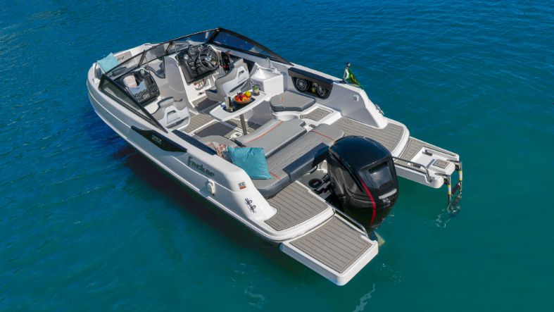 Lancha Fibrafort Focker 212