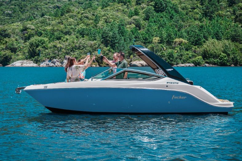 Lancha Fibrafort Focker 242 GTO