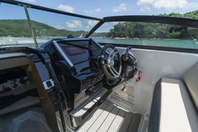 Lancha Fibrafort Focker 300 GranTurismo