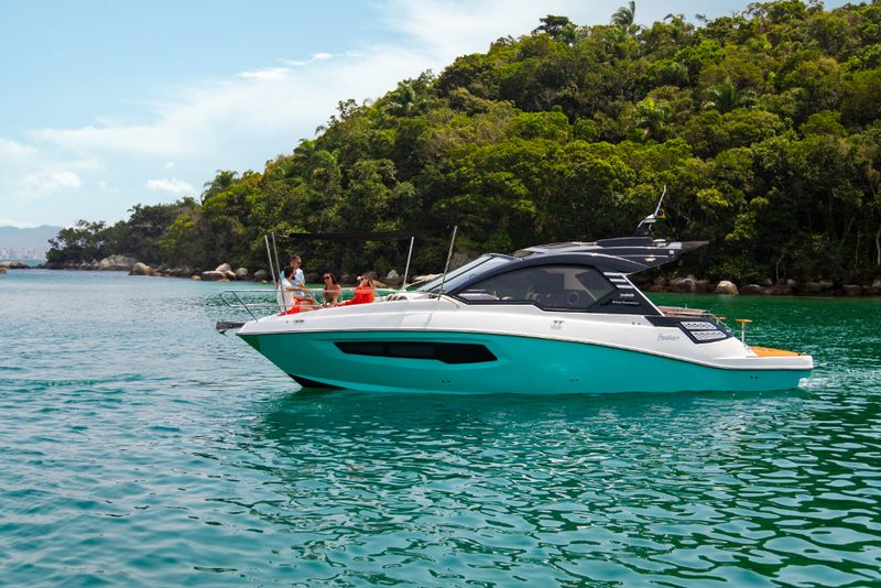 Lancha Fibrafort Focker 388 Gran Turismo