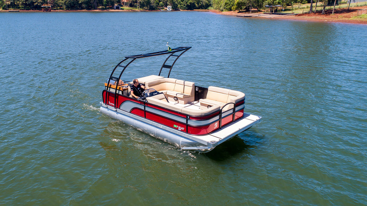 F Boat 7500