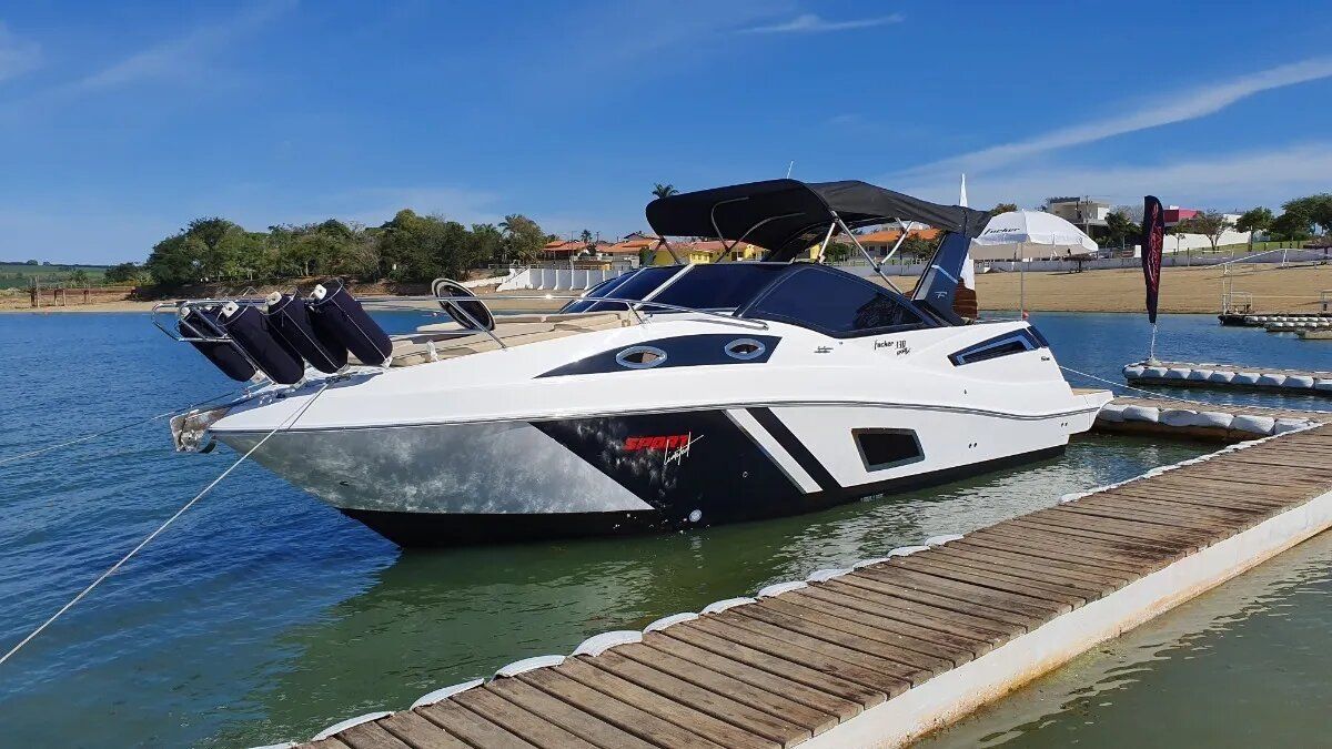 Lancha Fibrafort Focker 330 Sport Limited